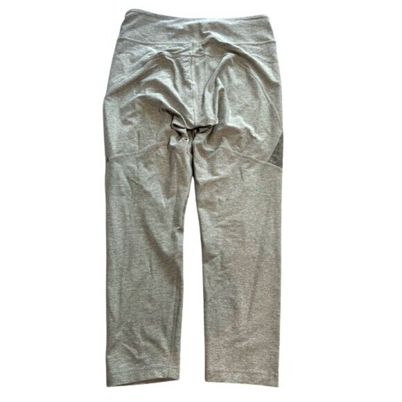 Outdoor Voices Mid Rise Two tone 7/8 Legging in Grey - Picture 3 of 5